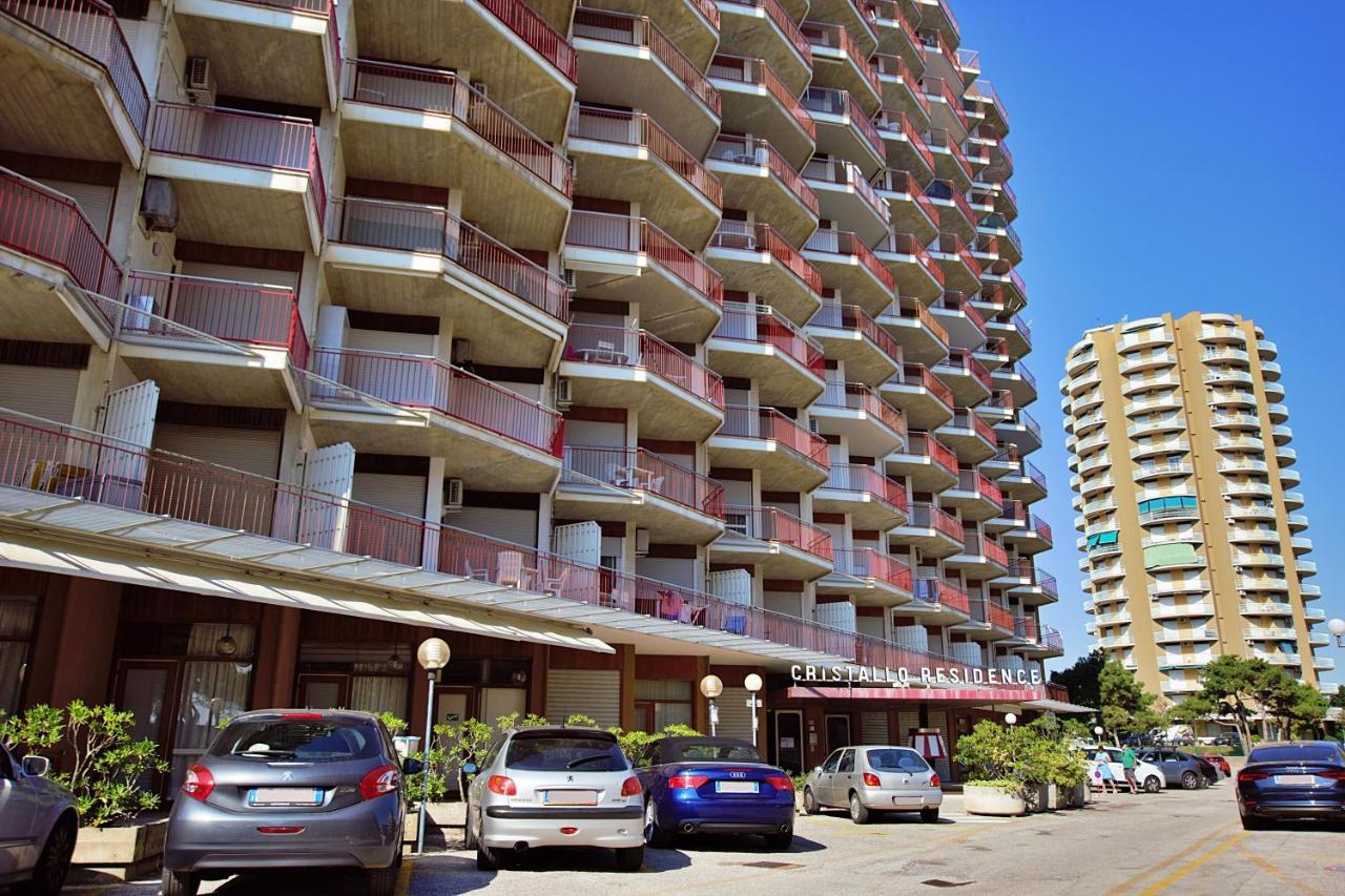 Condominio Cristallo ลินญาโน ซับเบียโดโร ภายนอก รูปภาพ