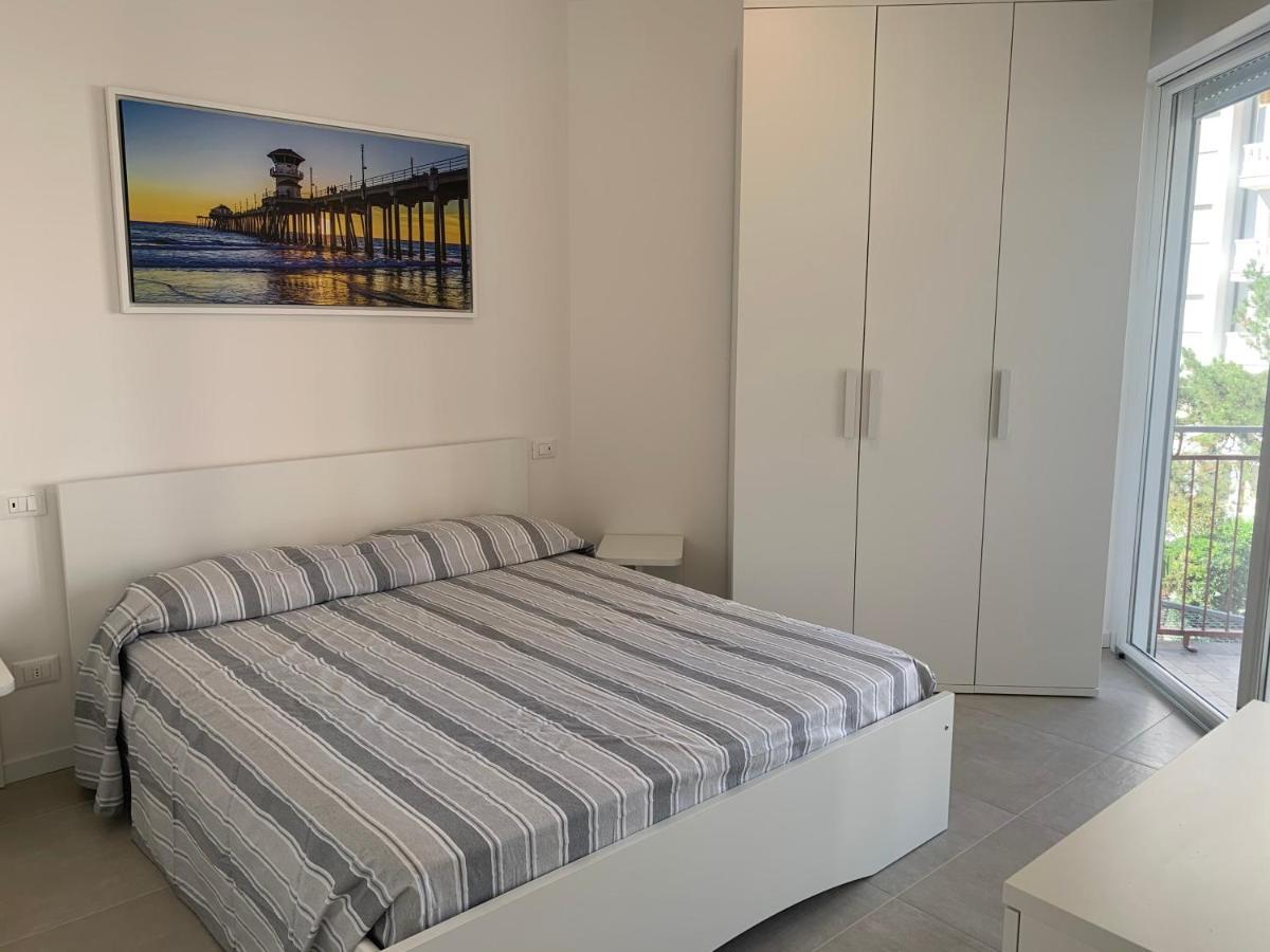 Condominio Cristallo ลินญาโน ซับเบียโดโร ภายนอก รูปภาพ